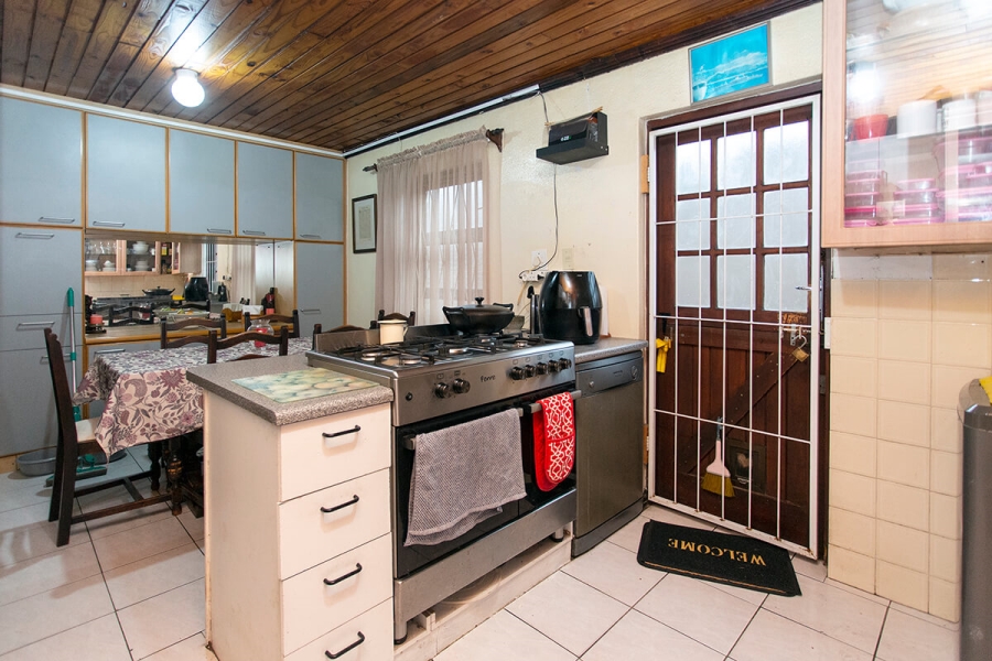 3 Bedroom Property for Sale in Bothasig Western Cape